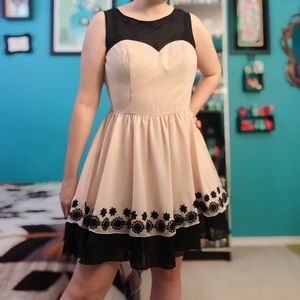 Chi Chi London Black & Blush Floral Dress